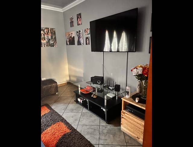4 BEDROOM HOUSE FOR SALE IN EERSTERUST
